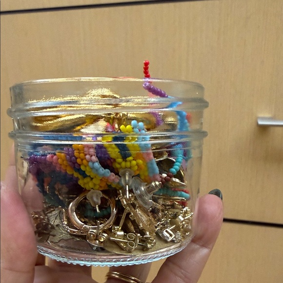 Mystery Jewelry Jar: all pierced earrings - Picture 4 of 4